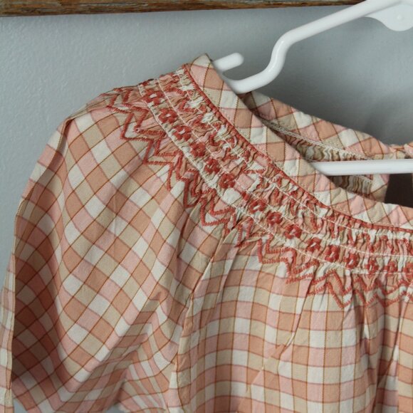 Old Navy Size S 6/7 Pink/Tan Blouse Flutter Style - Picture 2 of 3